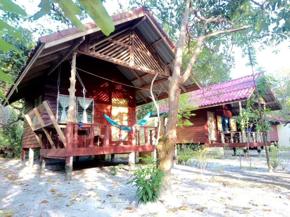 Lucky Resort เกาะพยาม ภายนอก รูปภาพ